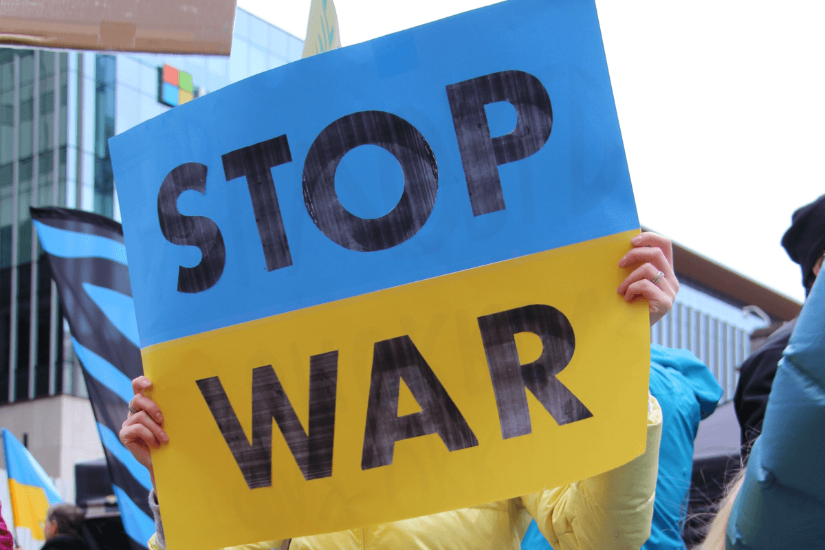 Van nepnieuws tot digitale veiligheid: mediawijs omgaan met de oorlog in Oekraïne
